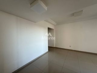 Apartamento Para Vender com 3 quartos sendo 1 suíte no bairro Ponto Central em Feira De Santana