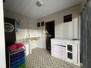 Casa Para Vender com 3 quartos sendo 1 suíte no bairro Santa Mônica em Feira De Santana