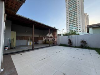 Casa Para Vender com 3 quartos sendo 1 suíte no bairro Santa Mônica em Feira De Santana