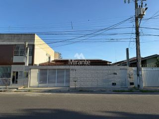 Casa Para Vender com 3 quartos sendo 1 suíte no bairro Santa Mônica em Feira De Santana