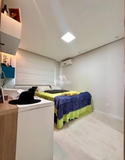 Casa de Condomínio Para Vender com 3 quartos sendo 1 suítes no bairro Santa Mônica II em Feira De Santana