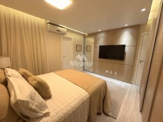 Apartamento Para Vender com 3 quartos sendo 3 suítes no bairro Santa Mônica em Feira De Santana