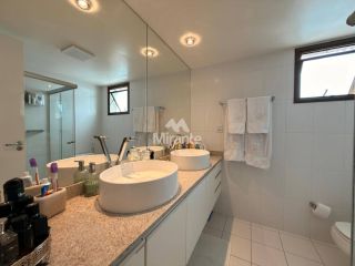 Apartamento Para Vender com 3 quartos sendo 3 suítes no bairro Santa Mônica em Feira De Santana