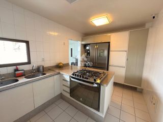 Apartamento Para Vender com 3 quartos sendo 3 suítes no bairro Santa Mônica em Feira De Santana