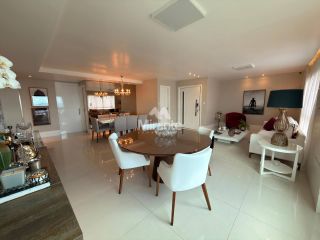 Apartamento Para Vender com 3 quartos sendo 3 suítes no bairro Santa Mônica em Feira De Santana