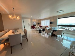 Apartamento Para Vender com 3 quartos sendo 3 suítes no bairro Santa Mônica em Feira De Santana