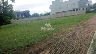 Lote / Terreno de Condomínio Para Vender no bairro Sim em Feira De Santana