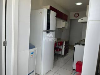 Apartamento Para Alugar com 3 quartos sendo 1 suítes no bairro Santa Mônica em Feira De Santana