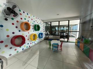 Apartamento Para Alugar com 3 quartos sendo 1 suítes no bairro Santa Mônica em Feira De Santana