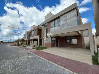 Casa de Condomínio Para Vender com 3 quartos sendo 3 suítes no bairro Registro em Feira De Santana