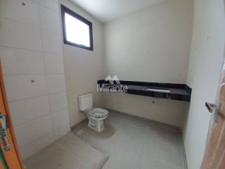 Casa de Condomínio Para Vender com 3 quartos sendo 3 suítes no bairro Registro em Feira De Santana