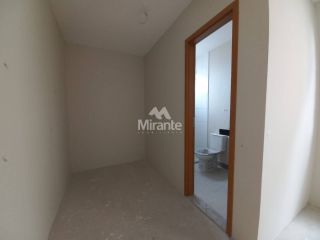 Casa de Condomínio Para Vender com 3 quartos sendo 3 suítes no bairro Registro em Feira De Santana