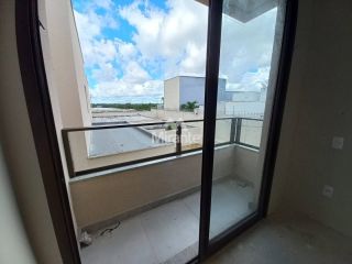 Casa de Condomínio Para Vender com 3 quartos sendo 3 suítes no bairro Registro em Feira De Santana