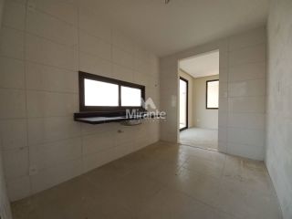 Casa de Condomínio Para Vender com 3 quartos sendo 3 suítes no bairro Registro em Feira De Santana