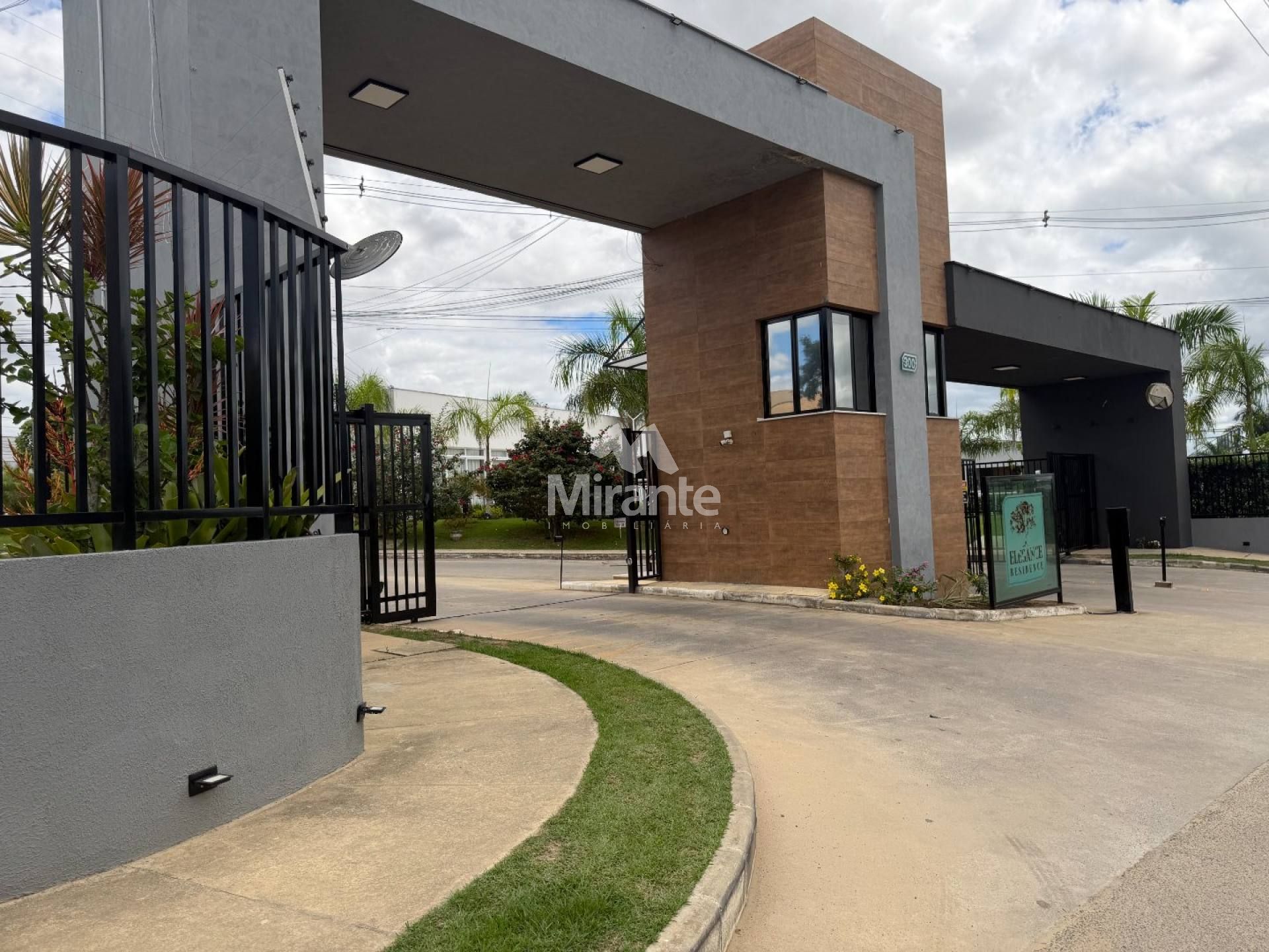 Casa de Condomínio Para Alugar com 3 quartos sendo 1 suíte no bairro Registro em Feira De Santana