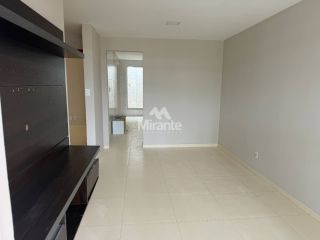 Casa de Condomínio Para Alugar com 3 quartos sendo 1 suíte no bairro Registro em Feira De Santana