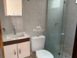 Casa de Condomínio Para Alugar com 3 quartos sendo 1 suíte no bairro Registro em Feira De Santana