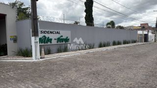 Casa de Condomínio Para Alugar com 4 quartos sendo 2 suítes no bairro São João em Feira De Santana