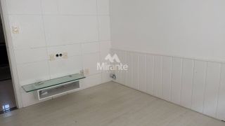 Casa de Condomínio Para Alugar com 4 quartos sendo 2 suítes no bairro São João em Feira De Santana