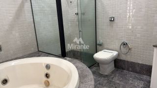 Casa de Condomínio Para Alugar com 4 quartos sendo 2 suítes no bairro São João em Feira De Santana