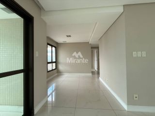 Apartamento Para Vender com 3 quartos sendo 3 suítes no bairro Santa Mônica em Feira De Santana