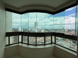 Apartamento Para Vender com 3 quartos sendo 3 suítes no bairro Santa Mônica em Feira De Santana