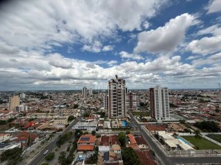 Apartamento Para Vender com 3 quartos sendo 3 suítes no bairro Santa Mônica em Feira De Santana