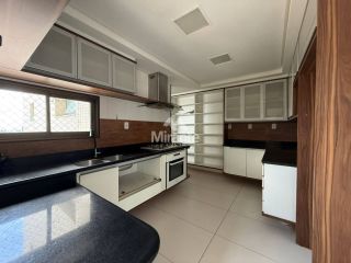 Apartamento Para Vender com 3 quartos sendo 3 suítes no bairro Santa Mônica em Feira De Santana