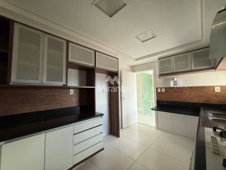 Apartamento Para Vender com 3 quartos sendo 3 suítes no bairro Santa Mônica em Feira De Santana