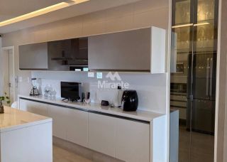 Apartamento Para Vender com 4 quartos sendo 3 suítes no bairro Santa Mônica em Feira De Santana