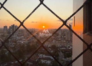 Apartamento Para Vender com 4 quartos sendo 3 suítes no bairro Santa Mônica em Feira De Santana