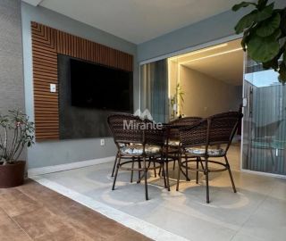 Casa de Condomínio Para Vender com 3 quartos sendo 3 suítes no bairro Chaparral em Feira De Santana