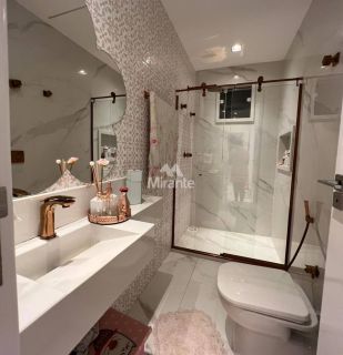 Casa de Condomínio Para Vender com 3 quartos sendo 3 suítes no bairro Chaparral em Feira De Santana