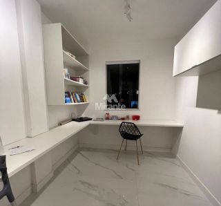 Casa de Condomínio Para Vender com 3 quartos sendo 3 suítes no bairro Chaparral em Feira De Santana