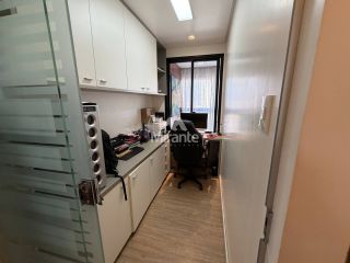 Apartamento Para Vender com 3 quartos sendo 1 suíte no bairro Santa Mônica em Feira De Santana