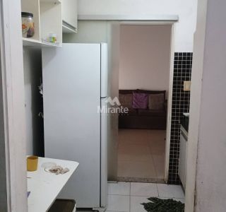 Casa de Condomínio Para Vender com 3 quartos sendo 1 suíte no bairro Conceição em Feira De Santana