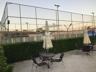 Casa de Condomínio Para Vender com 3 quartos sendo 1 suíte no bairro Conceição em Feira De Santana