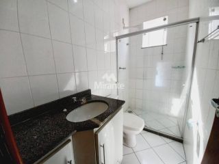 Casa de Condomínio Para Alugar com 3 quartos sendo 1 suíte no bairro Lagoa Salgada em Feira De Santana