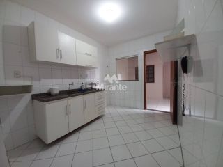 Casa de Condomínio Para Alugar com 3 quartos sendo 1 suíte no bairro Lagoa Salgada em Feira De Santana