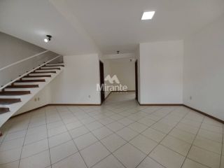 Casa de Condomínio Para Alugar com 3 quartos sendo 1 suíte no bairro Lagoa Salgada em Feira De Santana