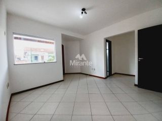 Casa de Condomínio Para Alugar com 3 quartos sendo 1 suíte no bairro Lagoa Salgada em Feira De Santana