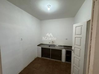 Casa Térrea Para Alugar com 4 quartos sendo 1 suíte no bairro Kalilândia em Feira De Santana