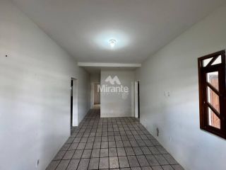 Casa Térrea Para Alugar com 4 quartos sendo 1 suíte no bairro Kalilândia em Feira De Santana