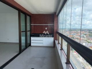 Apartamento Para Alugar com 3 quartos sendo 1 suíte no bairro Santa Mônica em Feira De Santana