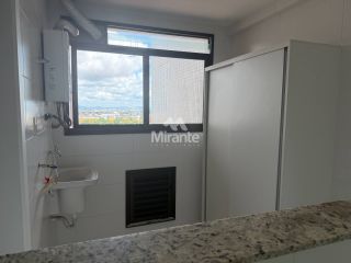 Apartamento Para Alugar com 3 quartos sendo 1 suíte no bairro Santa Mônica em Feira De Santana