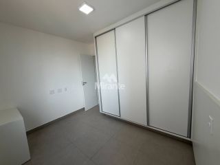 Apartamento Para Alugar com 3 quartos sendo 1 suíte no bairro Santa Mônica em Feira De Santana