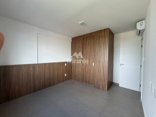 Apartamento Para Alugar com 3 quartos sendo 1 suíte no bairro Santa Mônica em Feira De Santana