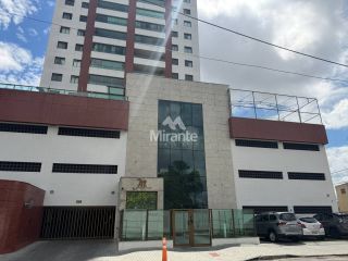 Apartamento Para Alugar com 3 quartos sendo 1 suíte no bairro Santa Mônica em Feira De Santana