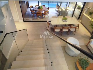 Casa Mobiliada de Condomínio Para Vender, com 4 quartos sendo 3 suítes no bairro Papagaio em Feira De Santana