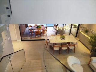 Casa Mobiliada de Condomínio Para Vender, com 4 quartos sendo 3 suítes no bairro Papagaio em Feira De Santana